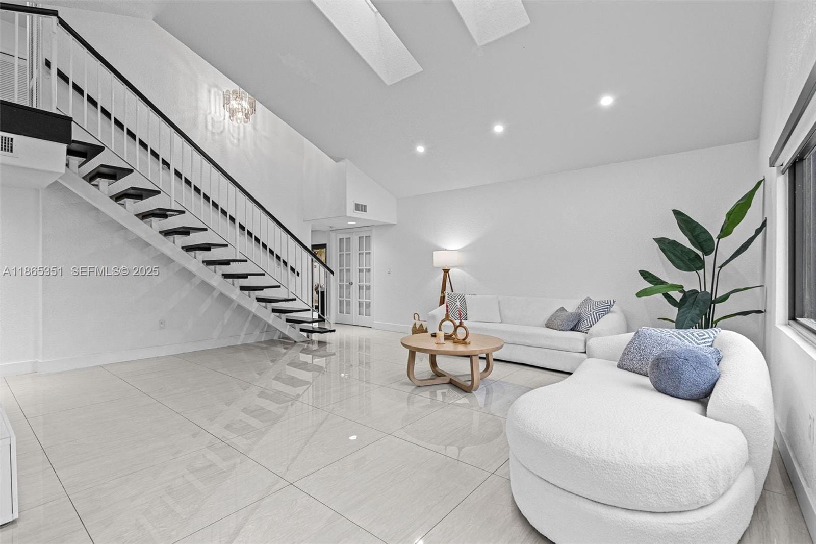 8705 NW 150th Terrace, Miami Lakes, FL 33018 photo 6