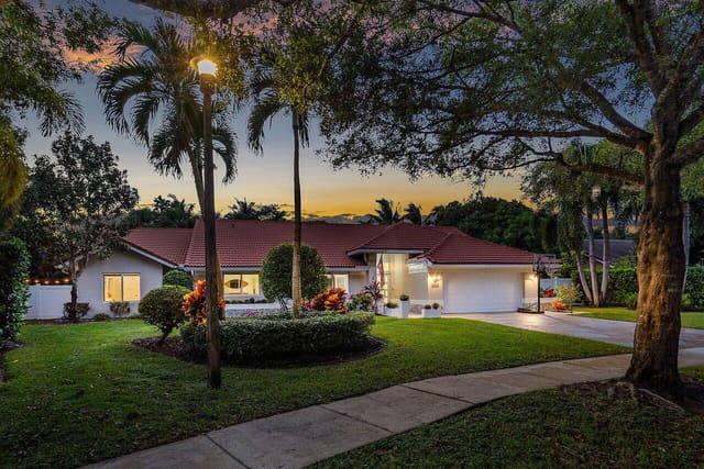 3010 Salerno Way, sold in Verona Woods, Delray Beach, FL