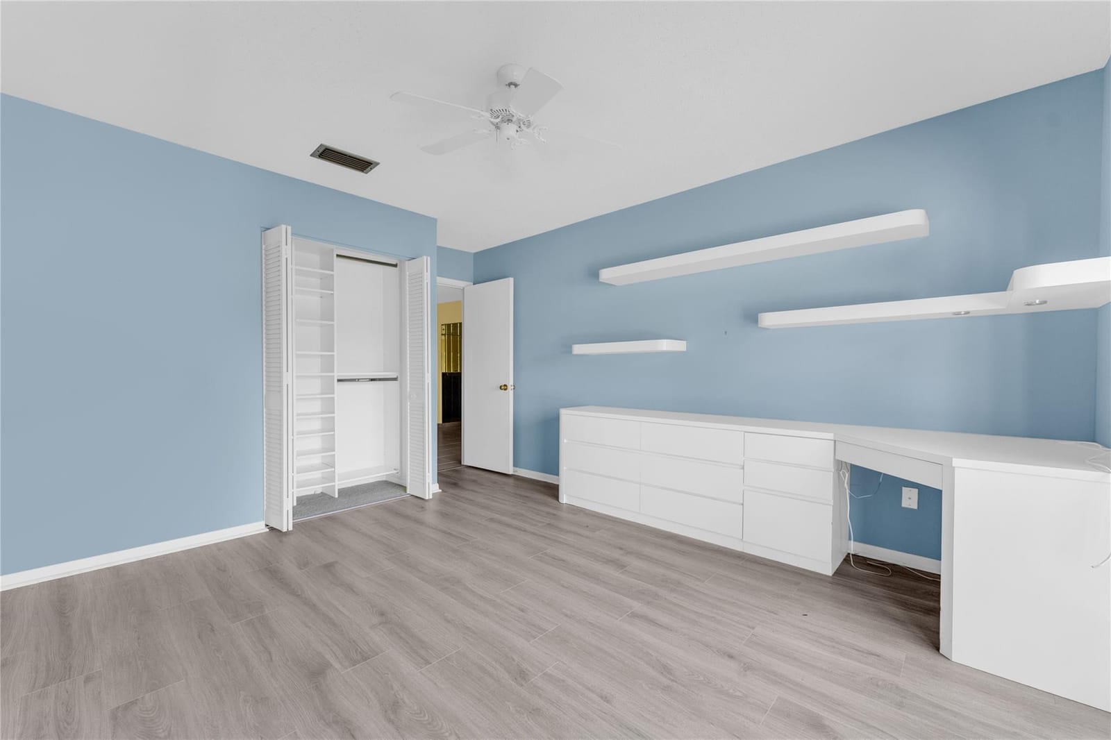 21180 Juego Circle 18a, Boca Raton, FL 33433 photo 25