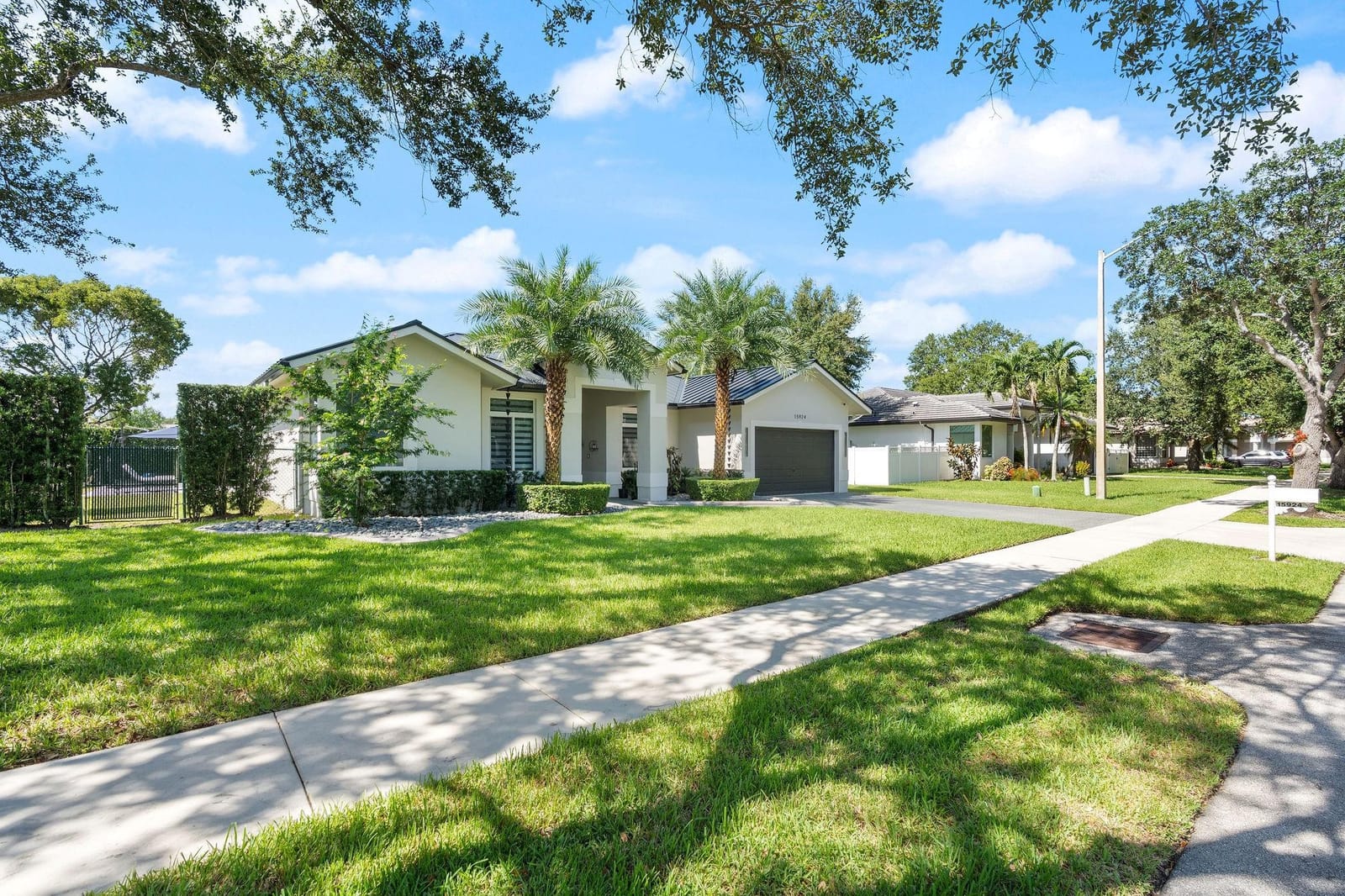 15924 SW 61st Court — photo 3