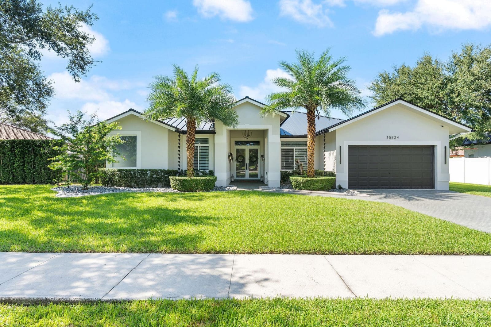 15924 SW 61st Court — photo 4