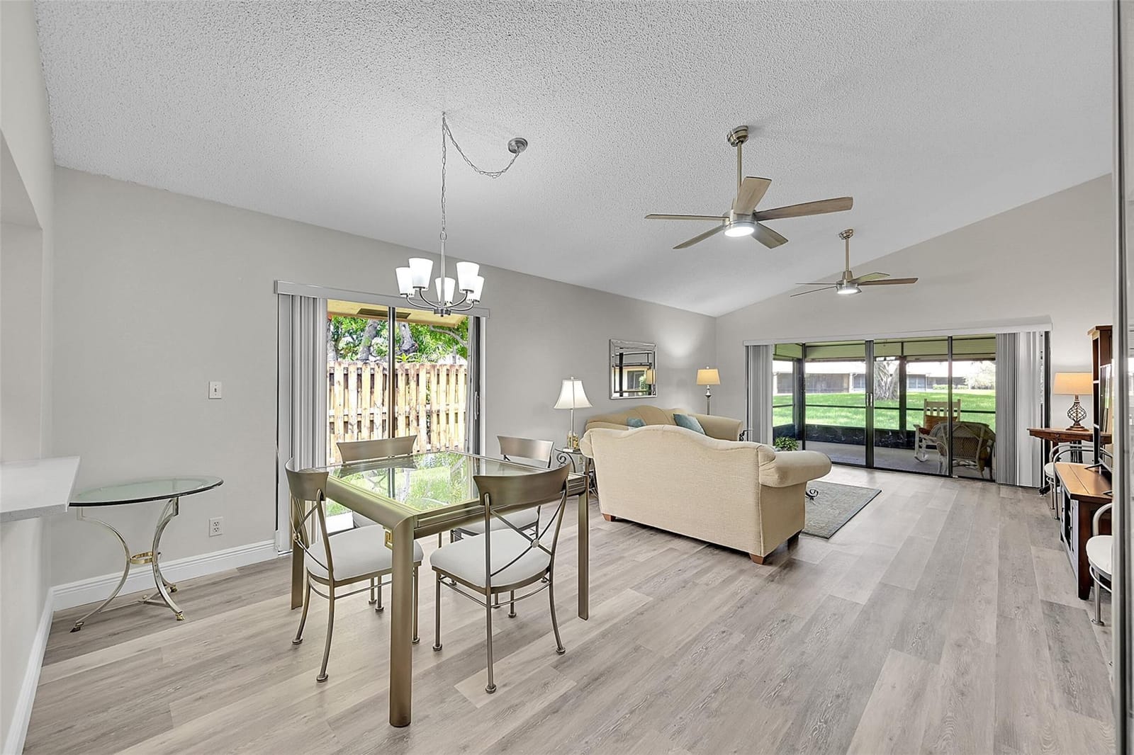 37 Lakeside Circle 194, Sunrise, FL 33326 photo 13
