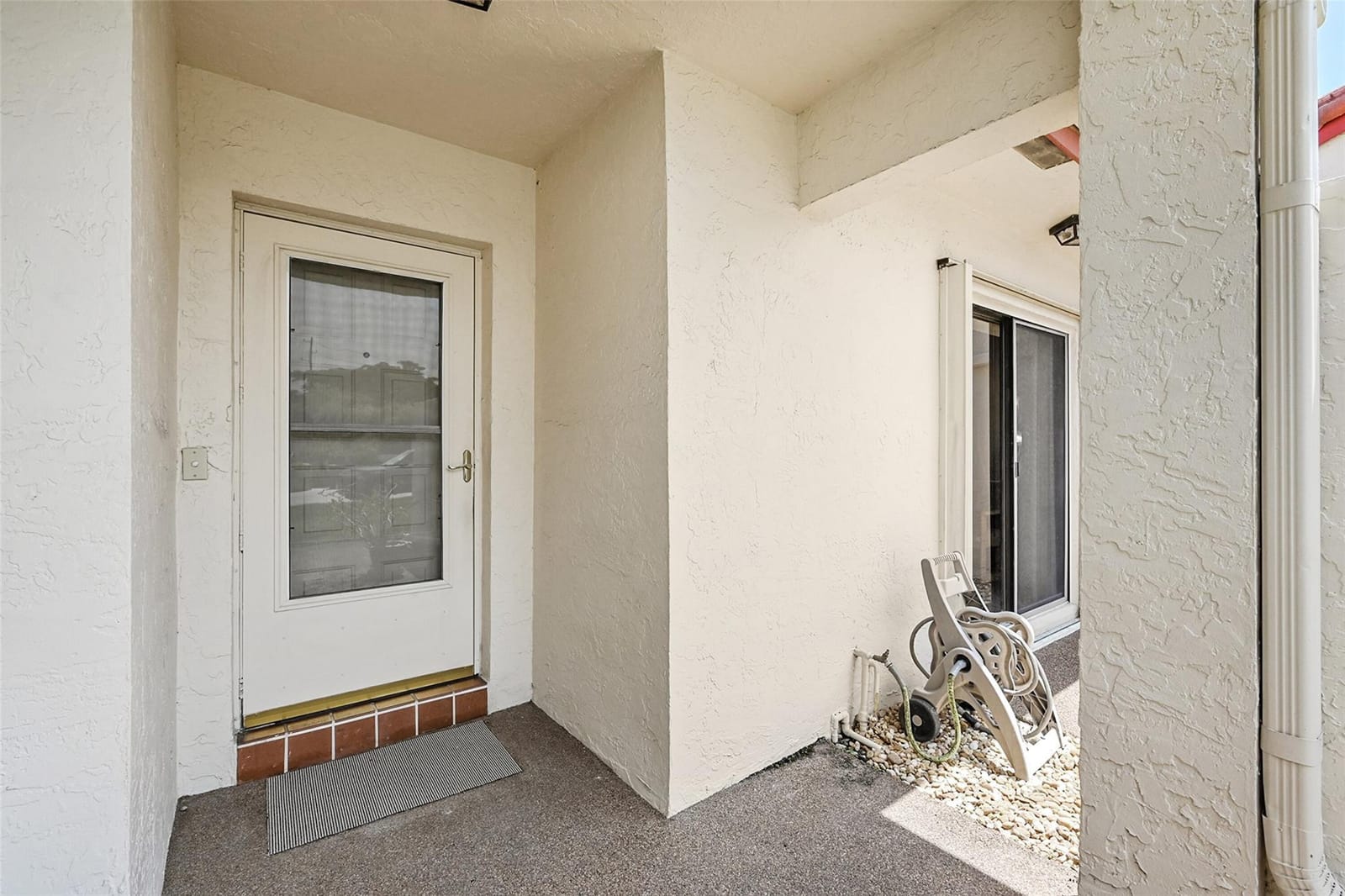37 Lakeside Circle 194, Sunrise, FL 33326 photo 15