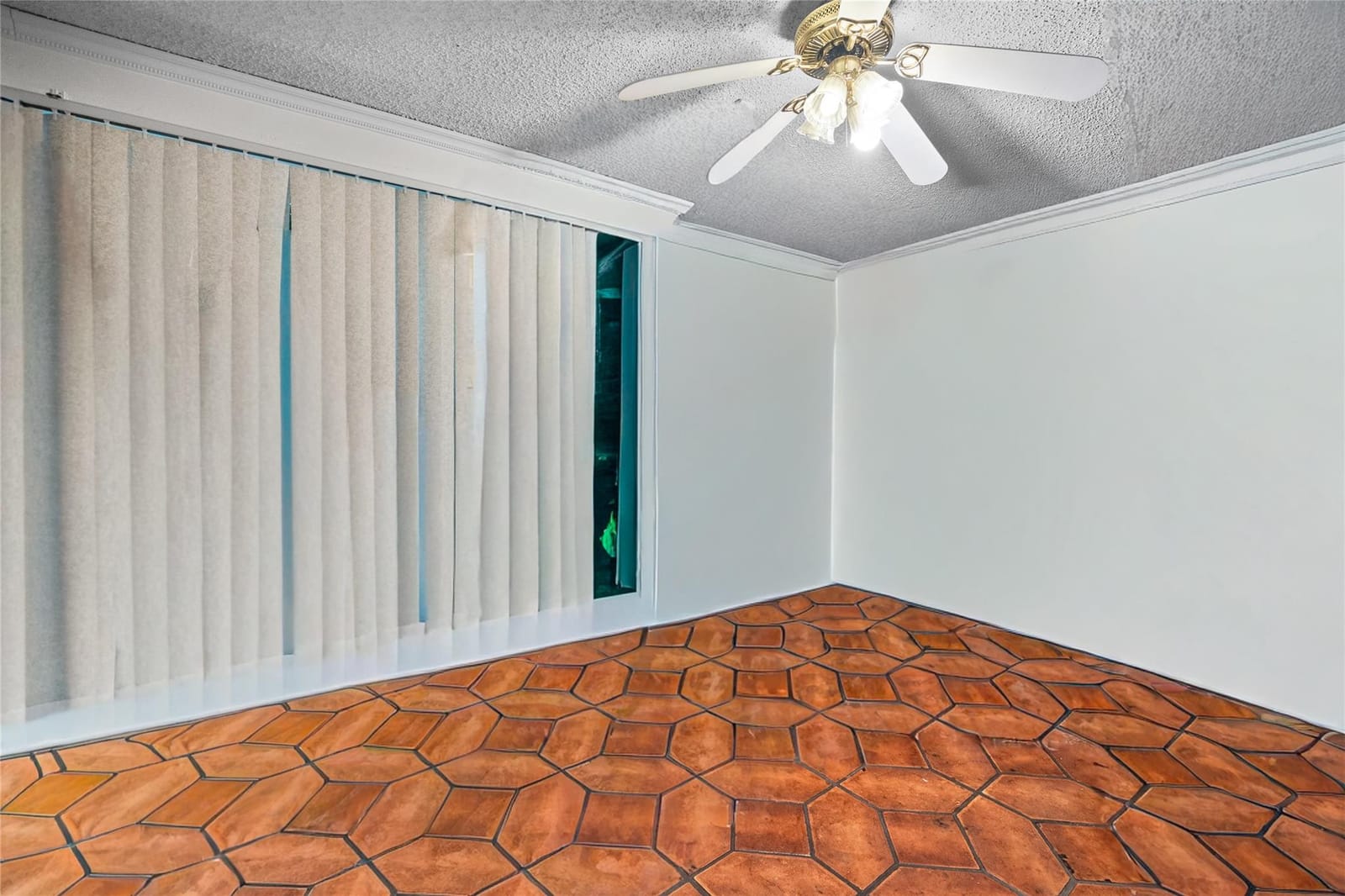 2481 NE 15th Avenue, Pompano Beach, FL 33064 photo 16