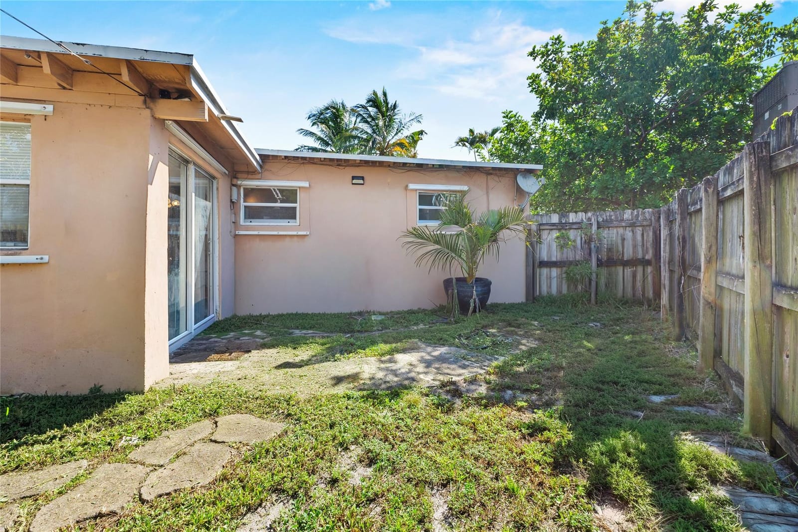 2481 NE 15th Avenue, Pompano Beach, FL 33064 photo 24