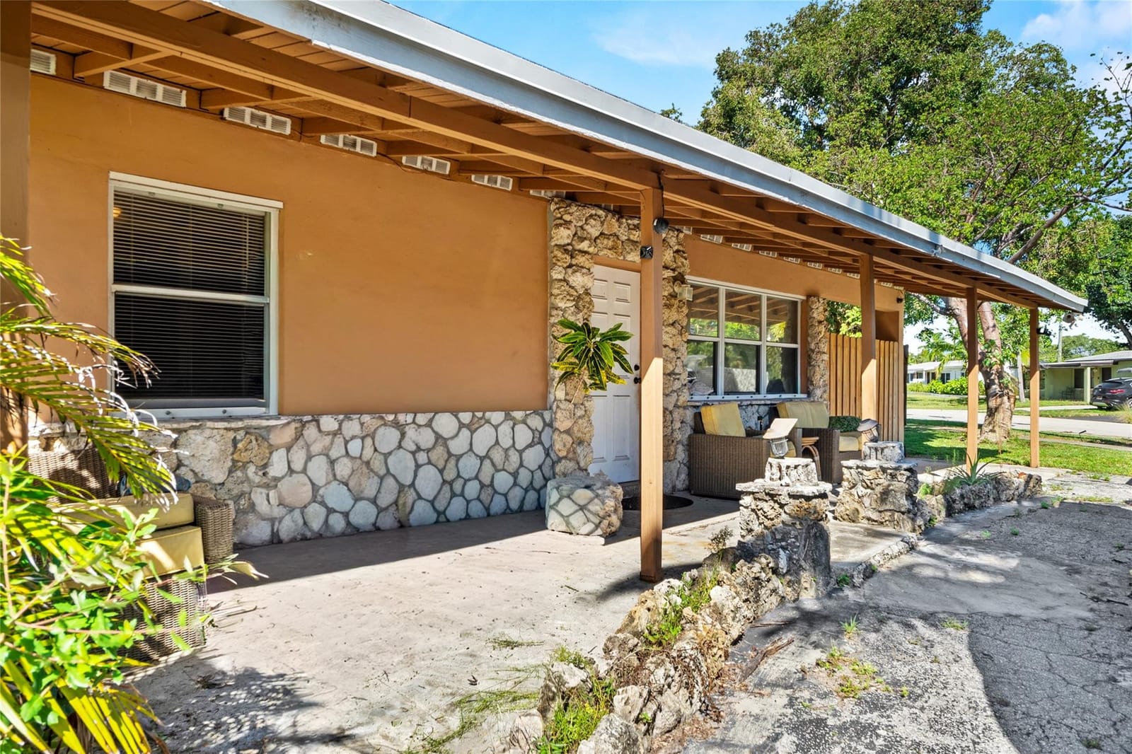 2481 NE 15th Avenue, Pompano Beach, FL 33064 photo 27