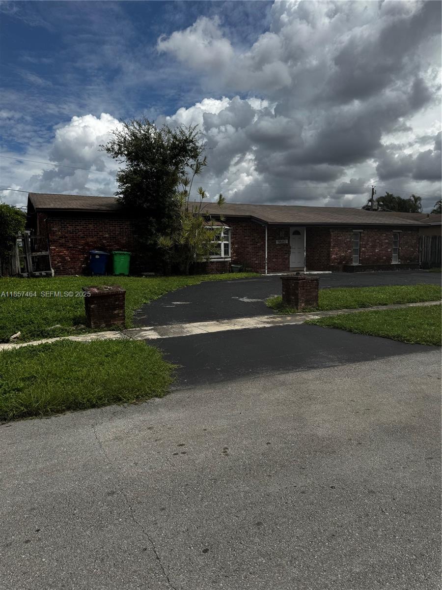 9661 NW 19th Place, Sunrise, FL 33322, Sunrise