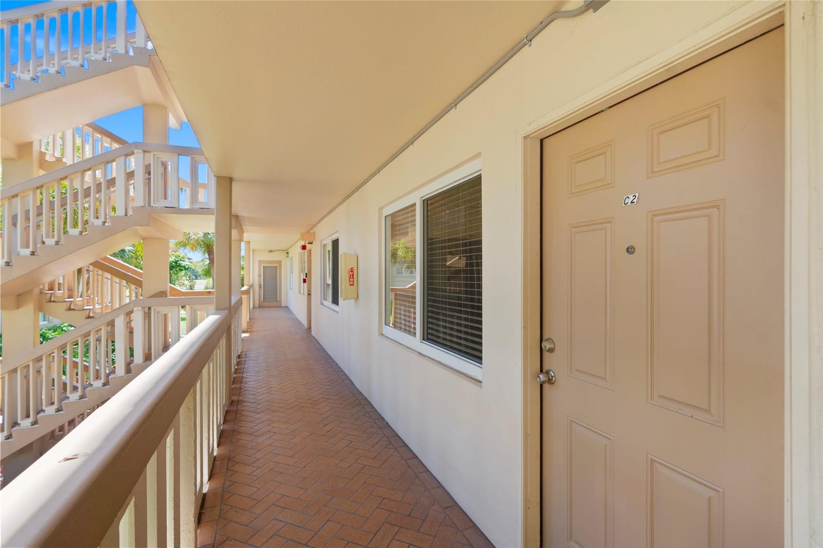 4301 Martinique Circle C2 — photo 4