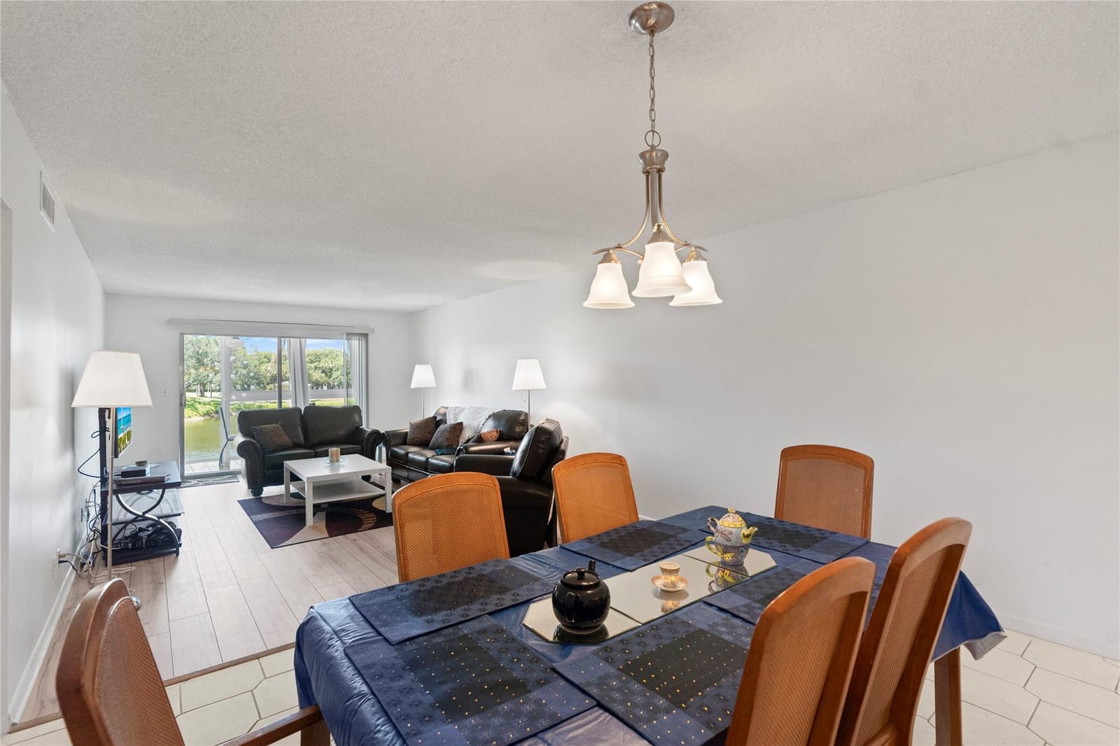 4301 Martinique Circle C2 — photo 7