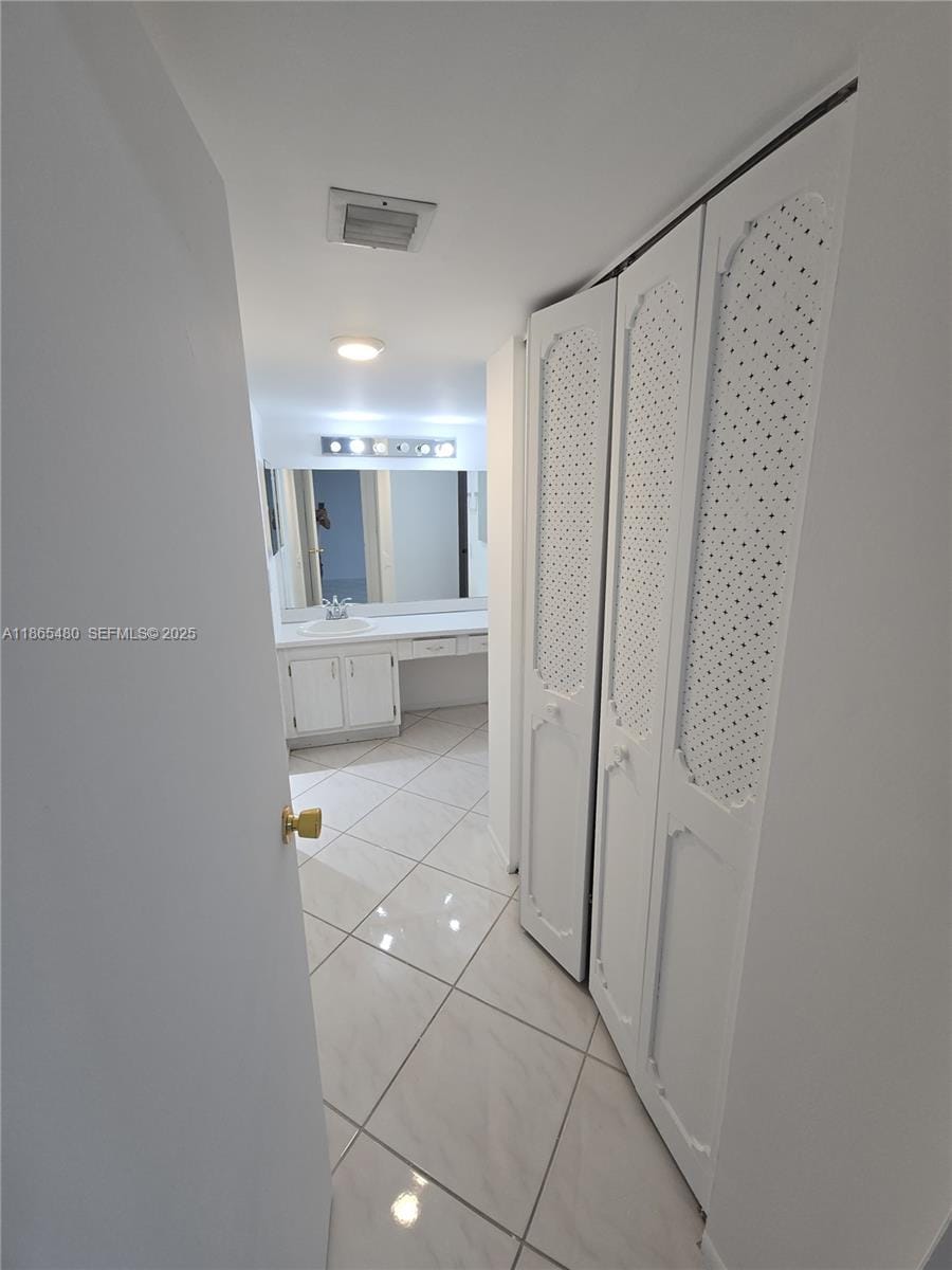 20500 W Country Club Drive 614, Aventura, FL 33180 photo 11