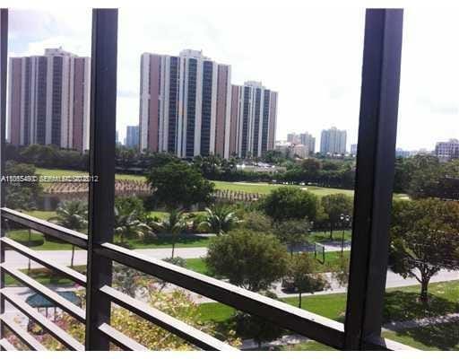20500 W Country Club Drive 614, Aventura, FL 33180 photo 19