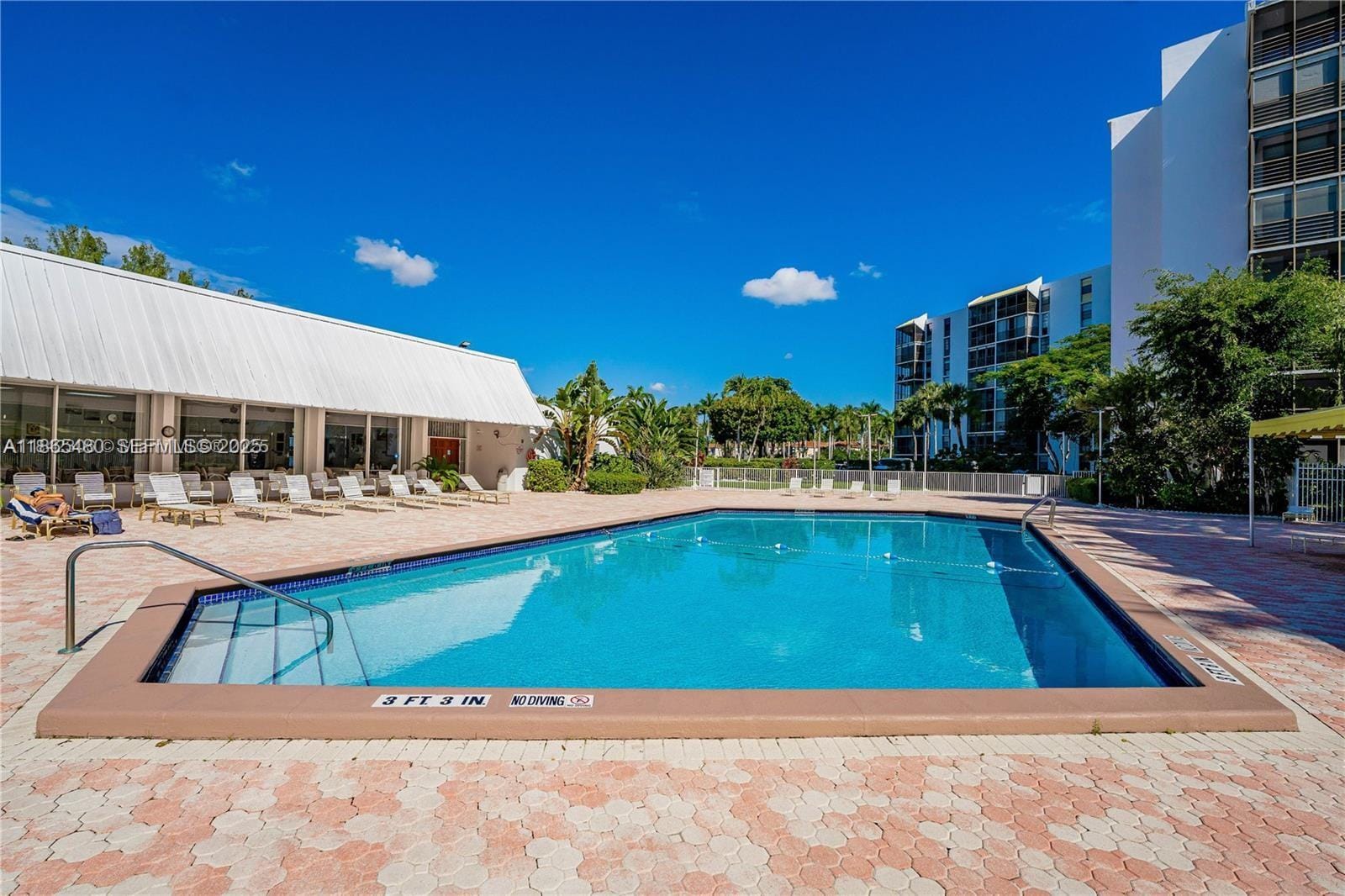 20500 W Country Club Drive 614, Aventura, FL 33180 photo 20