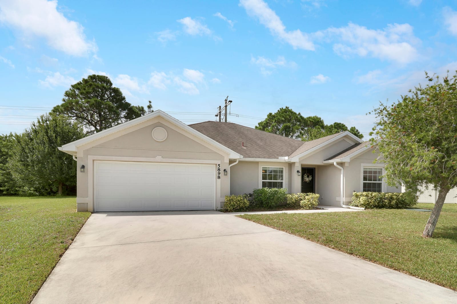 5898 NW Joan Court, Port St. Lucie, FL 34986