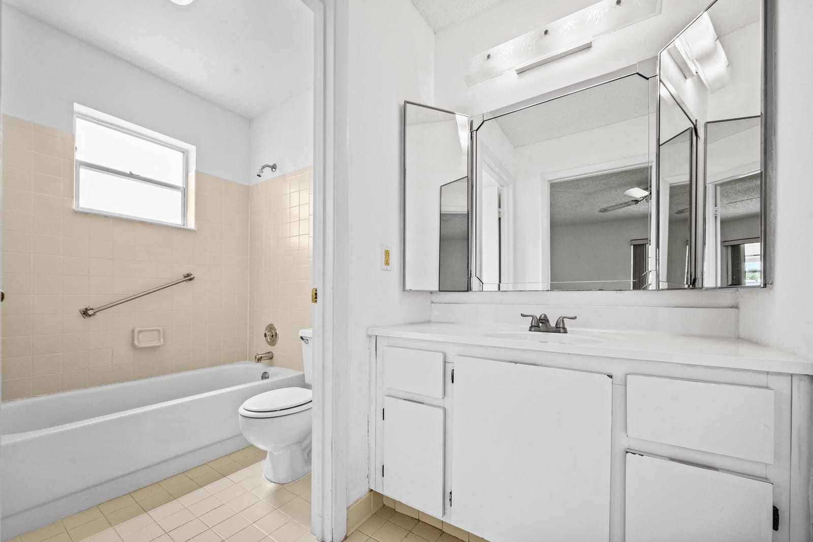 101 Lake Susan Drive, West Palm Beach, FL 33411 photo 25