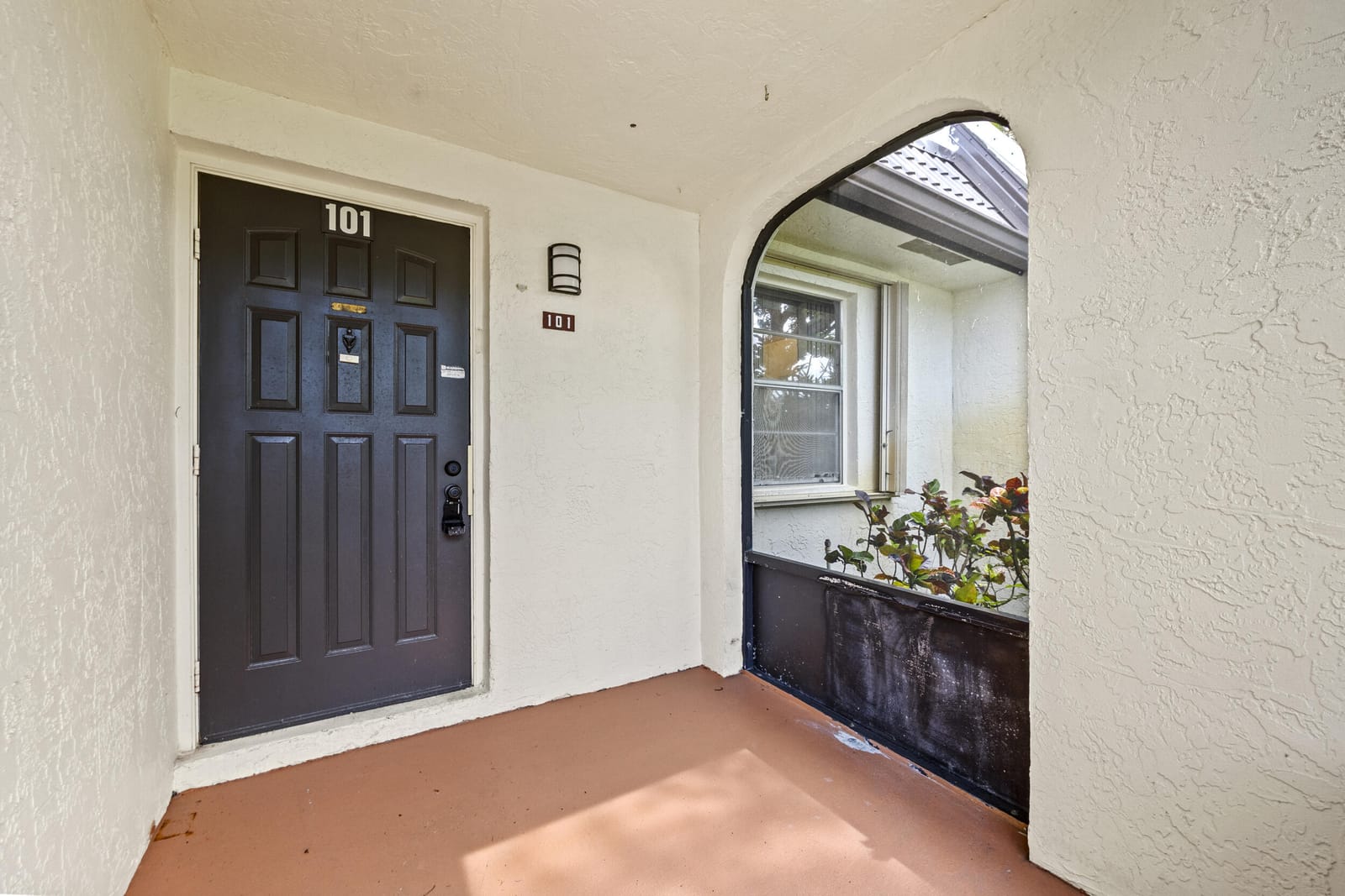 101 Lake Susan Drive, West Palm Beach, FL 33411 photo 4