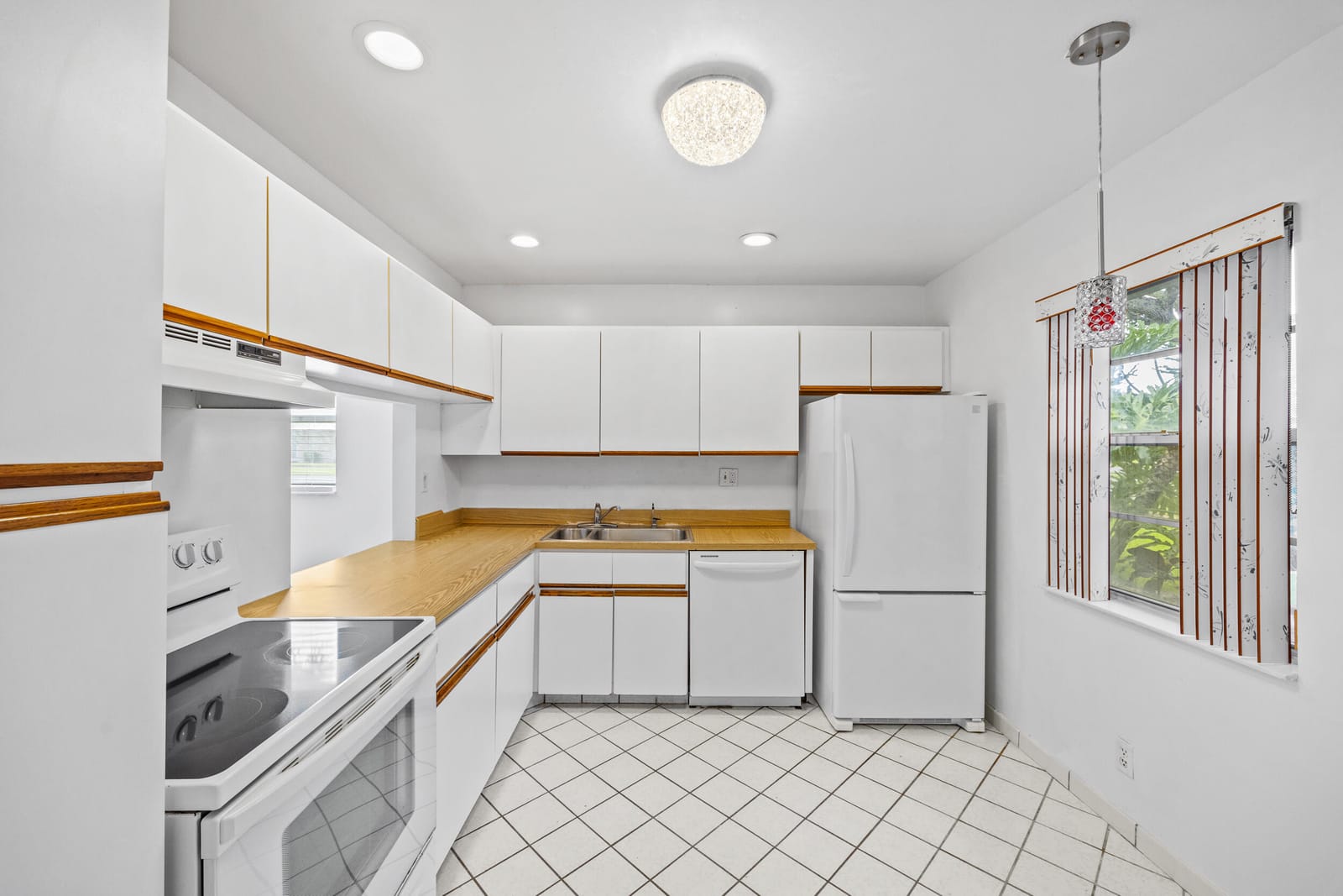 101 Lake Susan Drive, West Palm Beach, FL 33411 photo 7
