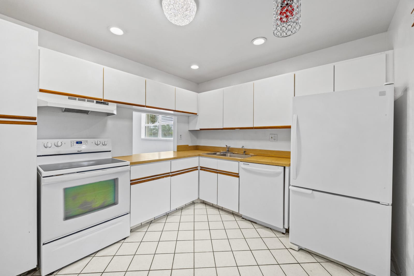 101 Lake Susan Drive, West Palm Beach, FL 33411 photo 9