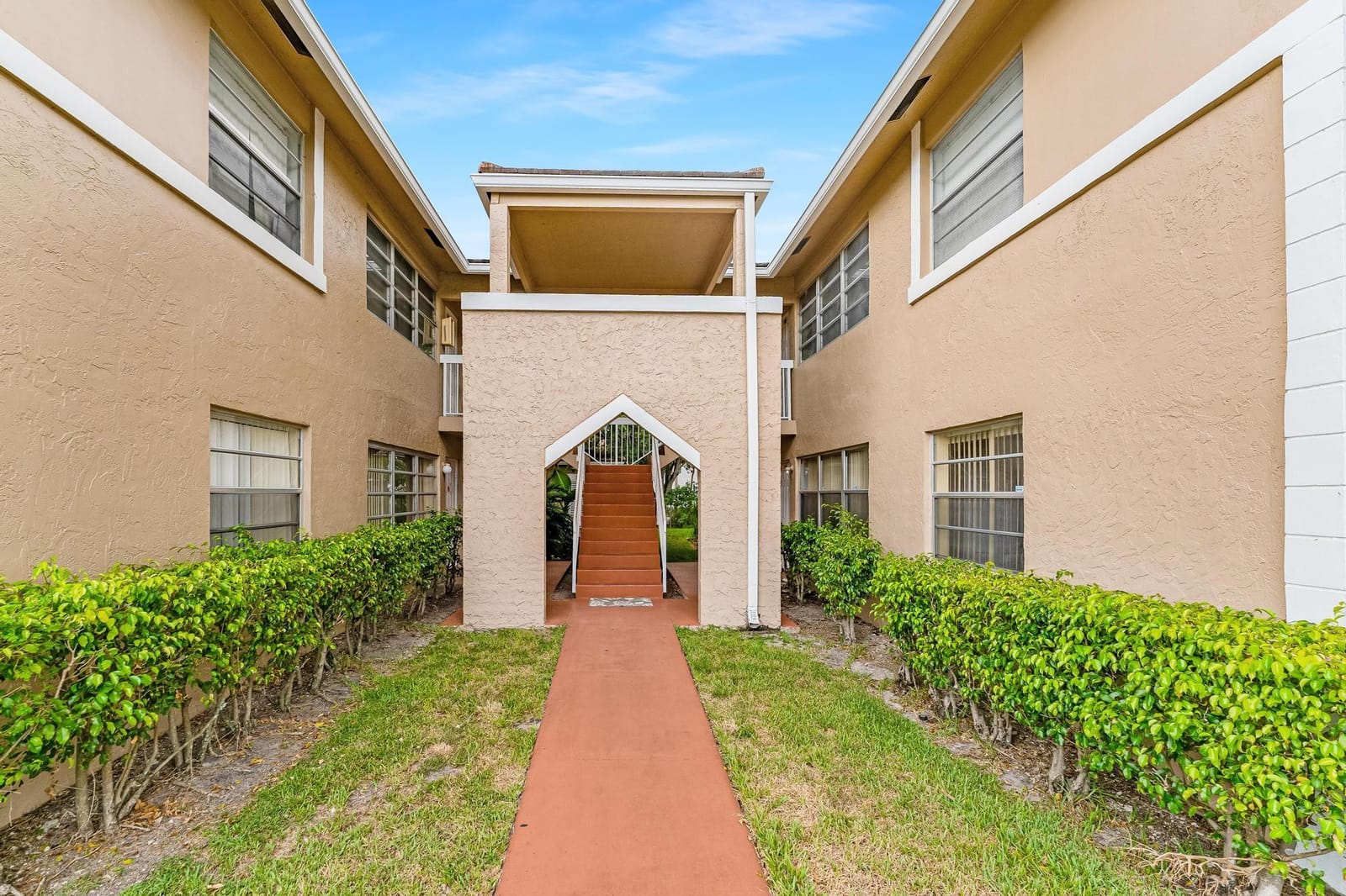 1018 Twin Lakes Drive 21-A, Coral Springs, FL 33071 photo 5