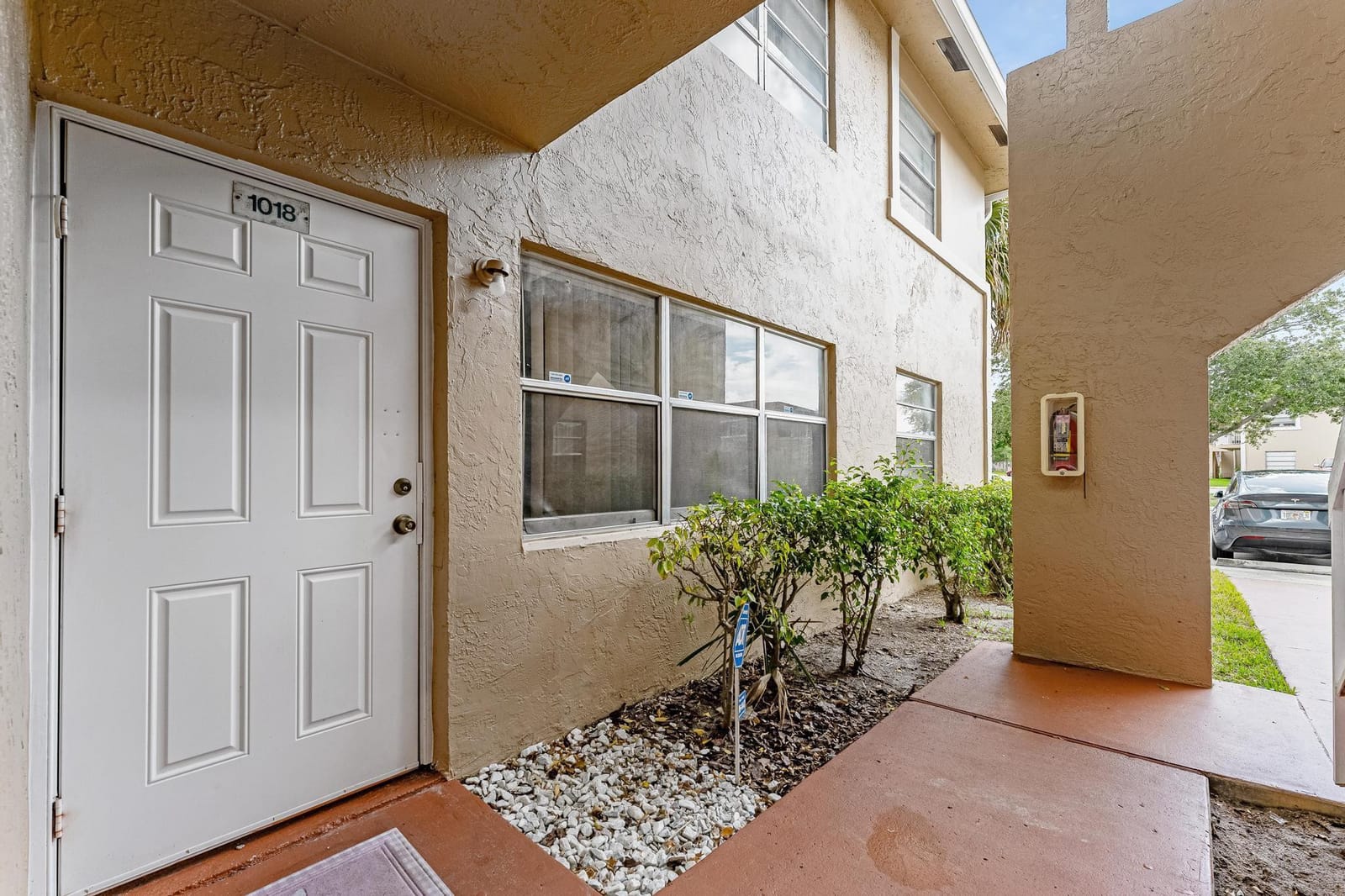 1018 Twin Lakes Drive 21-A, Coral Springs, FL 33071 photo 6