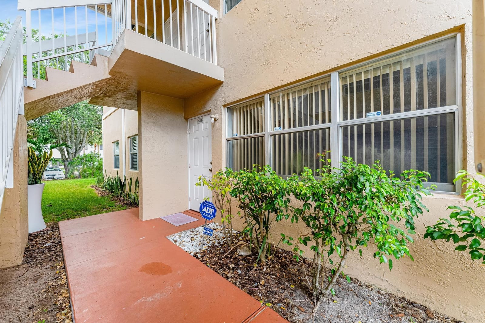 1018 Twin Lakes Drive 21-A, Coral Springs, FL 33071 photo 7