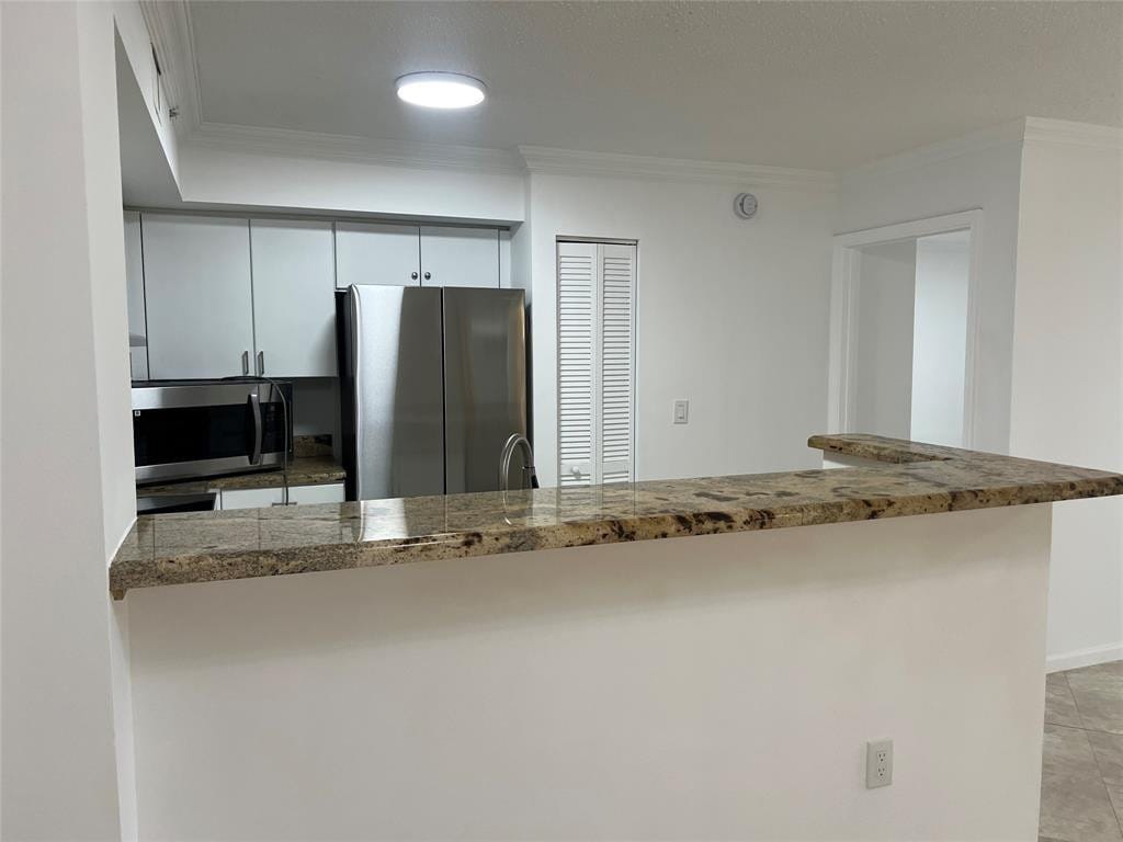 4856 N State Rd 7 1108 — photo 2