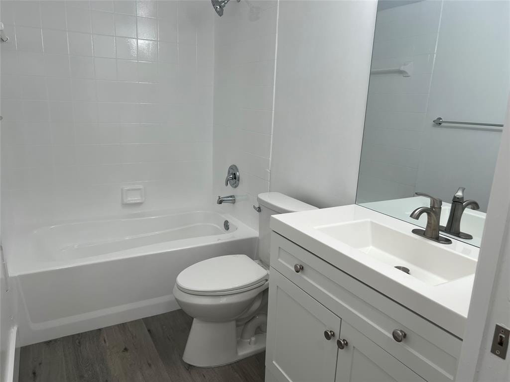 4856 N State Rd 7 1108 — photo 7