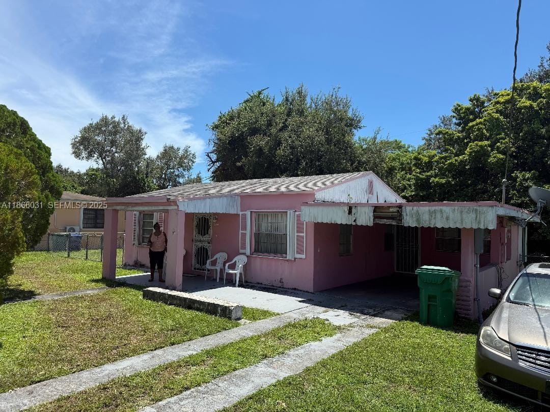 2370 NW 96th Street, Miami, FL 33147 photo 2