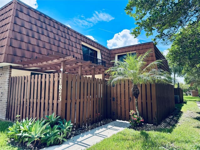 11873 SW 8th Court, sold in Lake Pine Village, Davie, FL