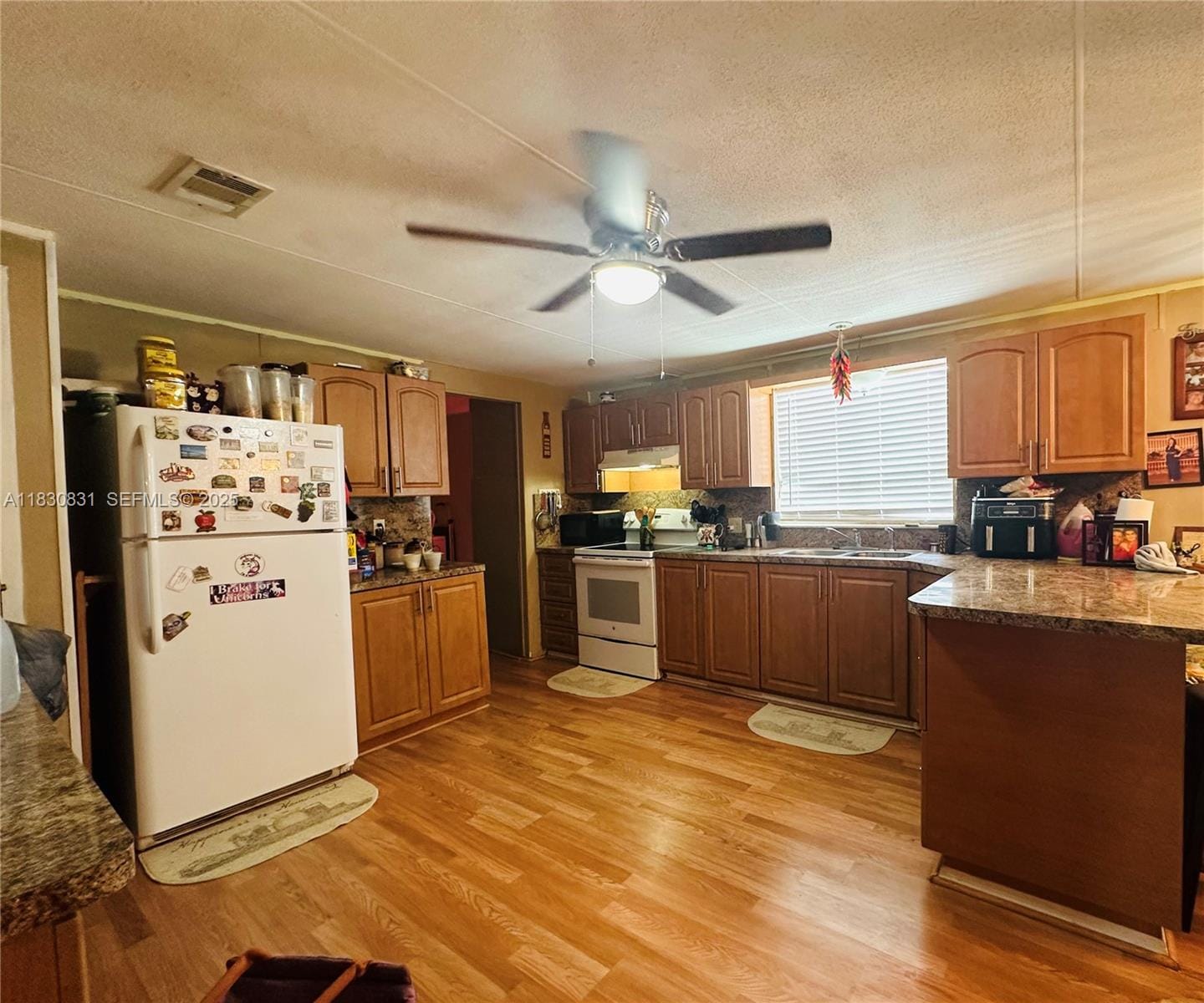 19800 SW 180th 583, Miami, FL 33187 photo 3