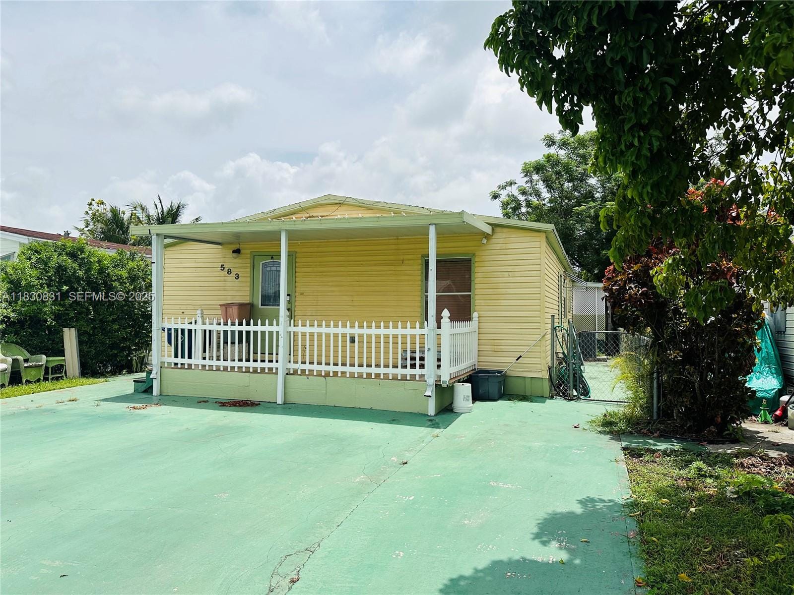 19800 SW 180th 583, Miami, FL 33187