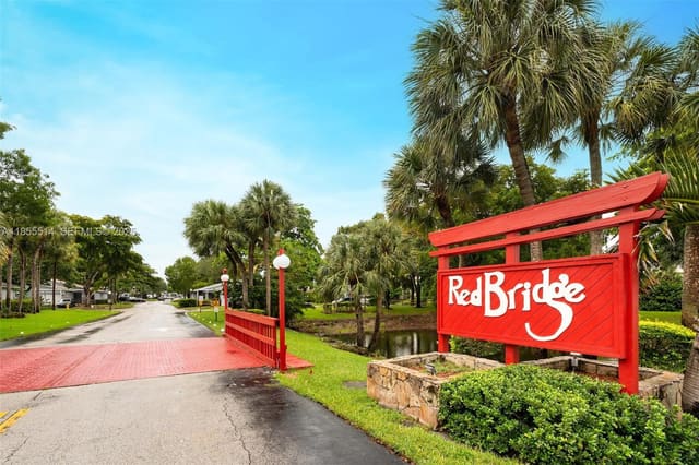 8044 NW 41st Court, sold in Heftler Townhouses At Red, Sunrise, FL