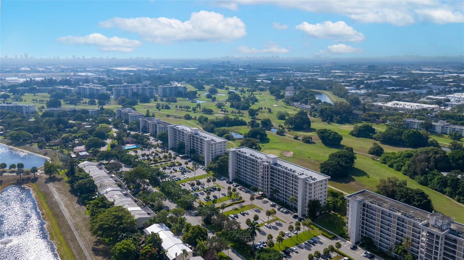 3100 N Palm Aire Drive 803 — photo 3