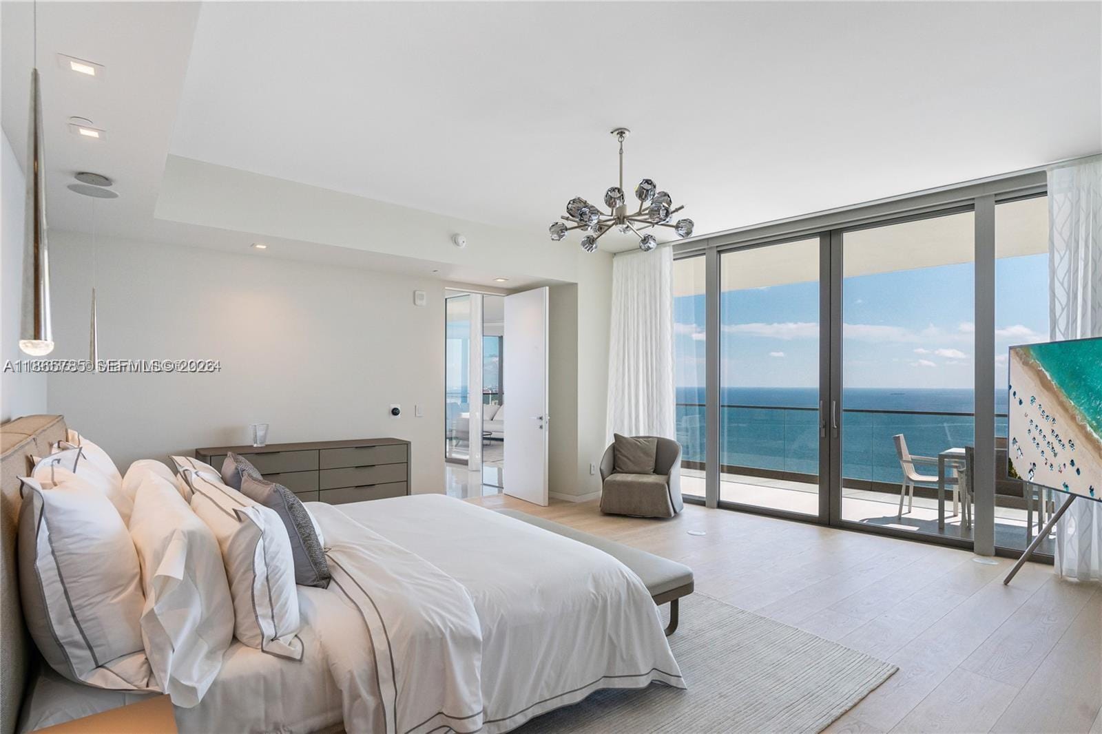 18975 Collins Avenue 4600, Sunny Isles Beach, FL 33160 photo 9