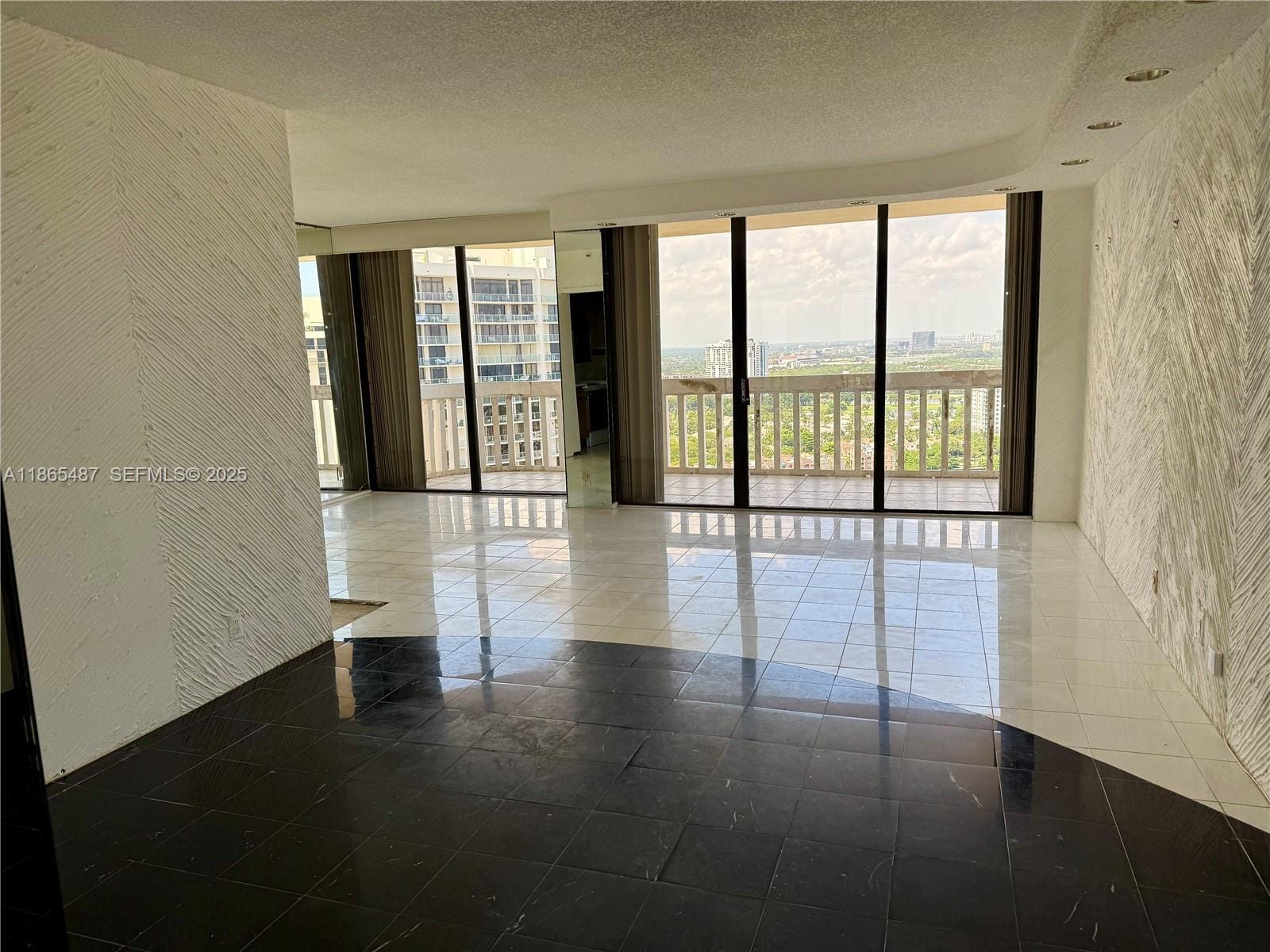 19355 Turnberry Way 26C, Aventura, FL 33180 photo 8