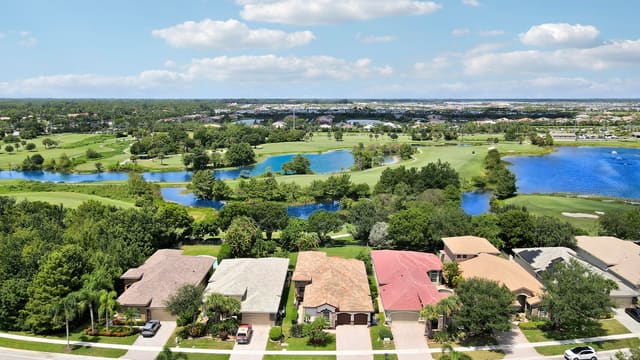 9325 Osprey Isles Boulevard, sold in Osprey Isles, Palm Beach Gardens, FL