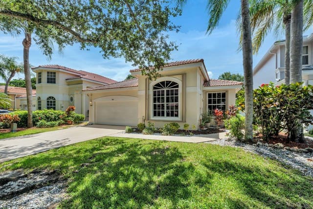 7665 NW 71st Terrace, sold in Cypress Cay 156-35 B, Parkland, FL