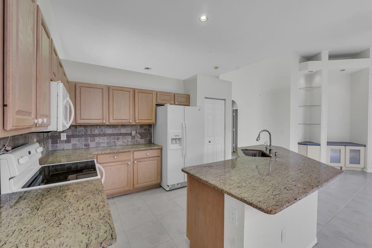 7665 NW 71st Terrace, Parkland, FL 33067 photo 13