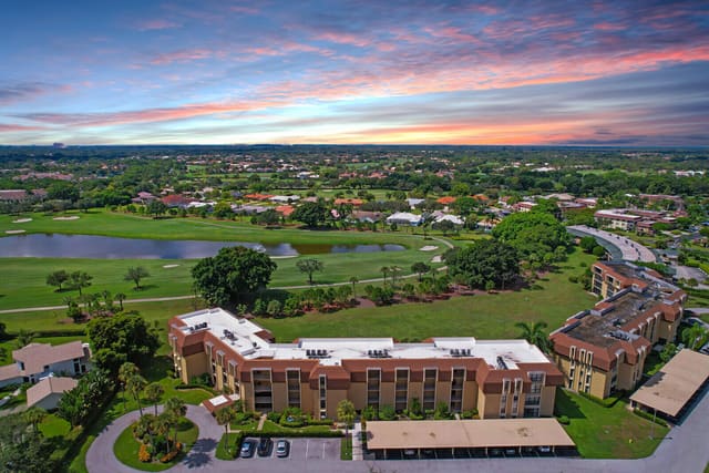 5350 Woodland Lakes Drive 111, sold in Woodland Lakes, Palm Beach Gardens, FL