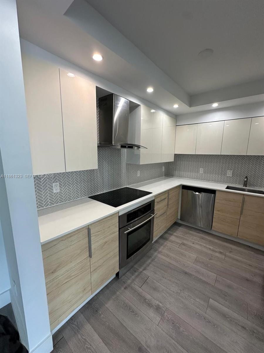 5600 Collins Avenue 11W — photo 8