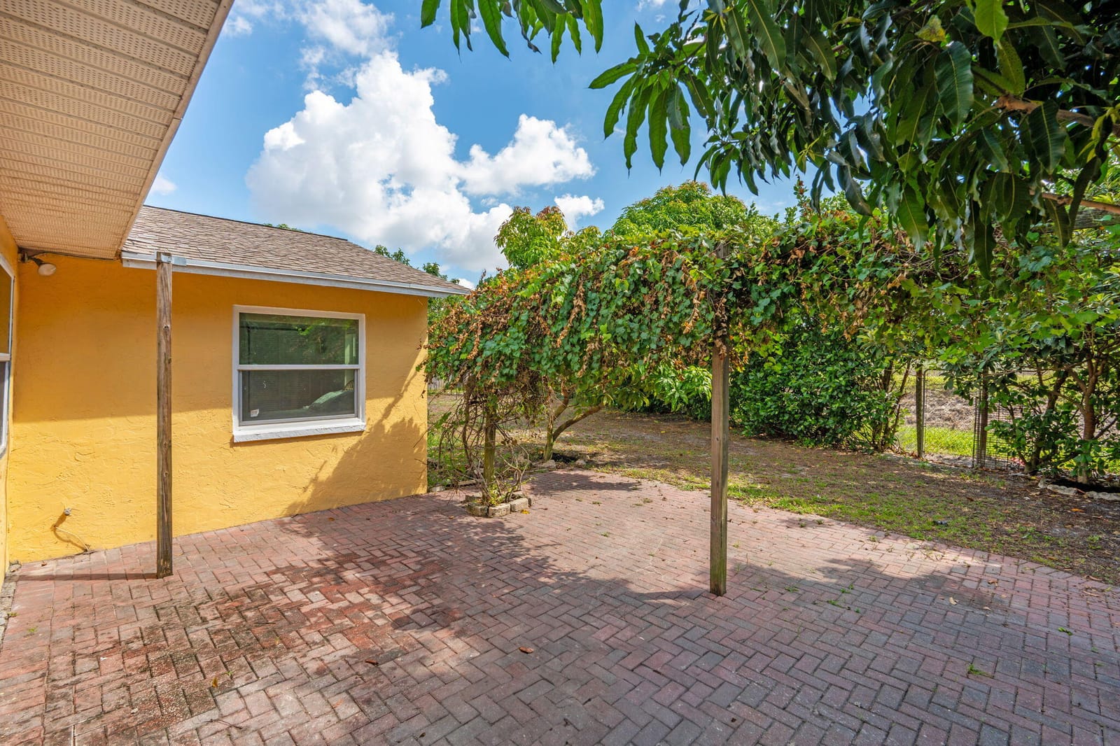 1460 Woodcrest Road E, West Palm Beach, FL 33417 photo 19