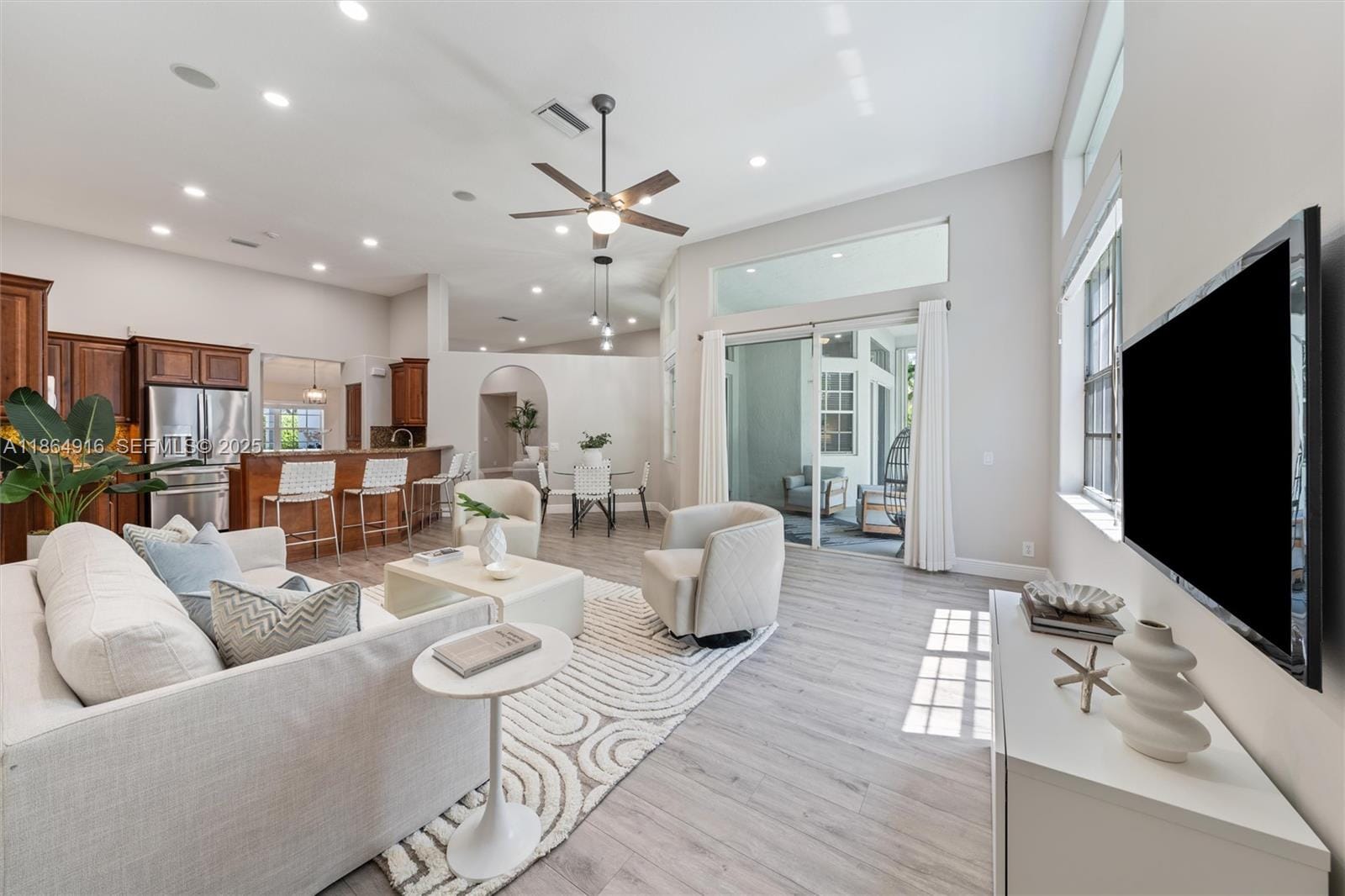 2587 Jardin Court — photo 11