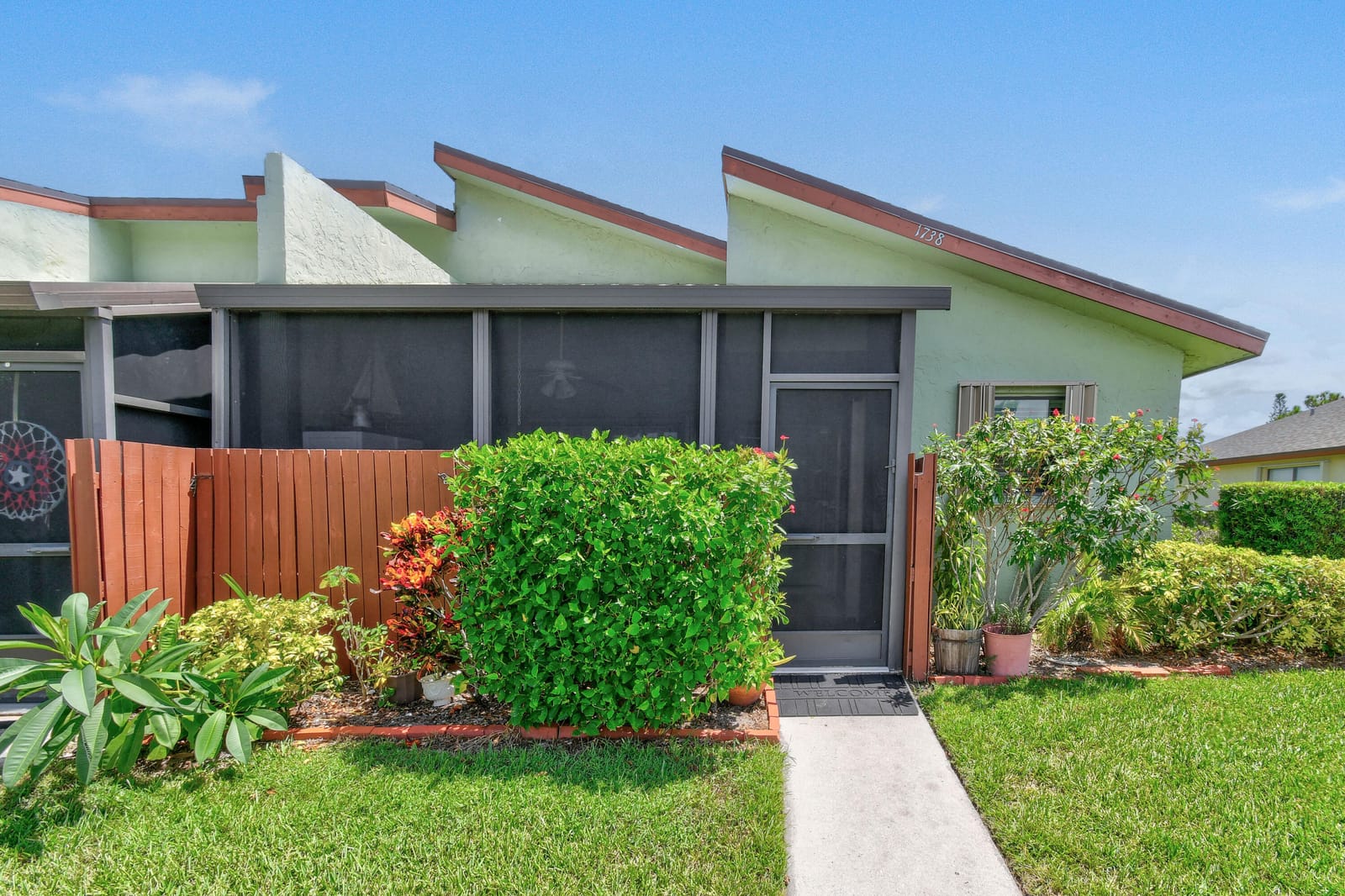 1738 W Royal Tern Lane 4, Fort Pierce, FL 34982 photo 1