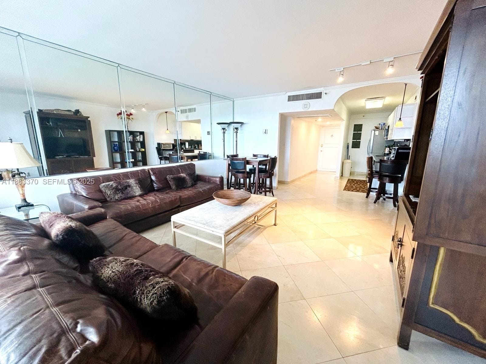 100 Lincoln Road 1034 — photo 2