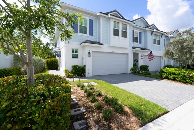 212 Preserve Trail S, sold in The Preserve At Avonlea, Stuart, FL