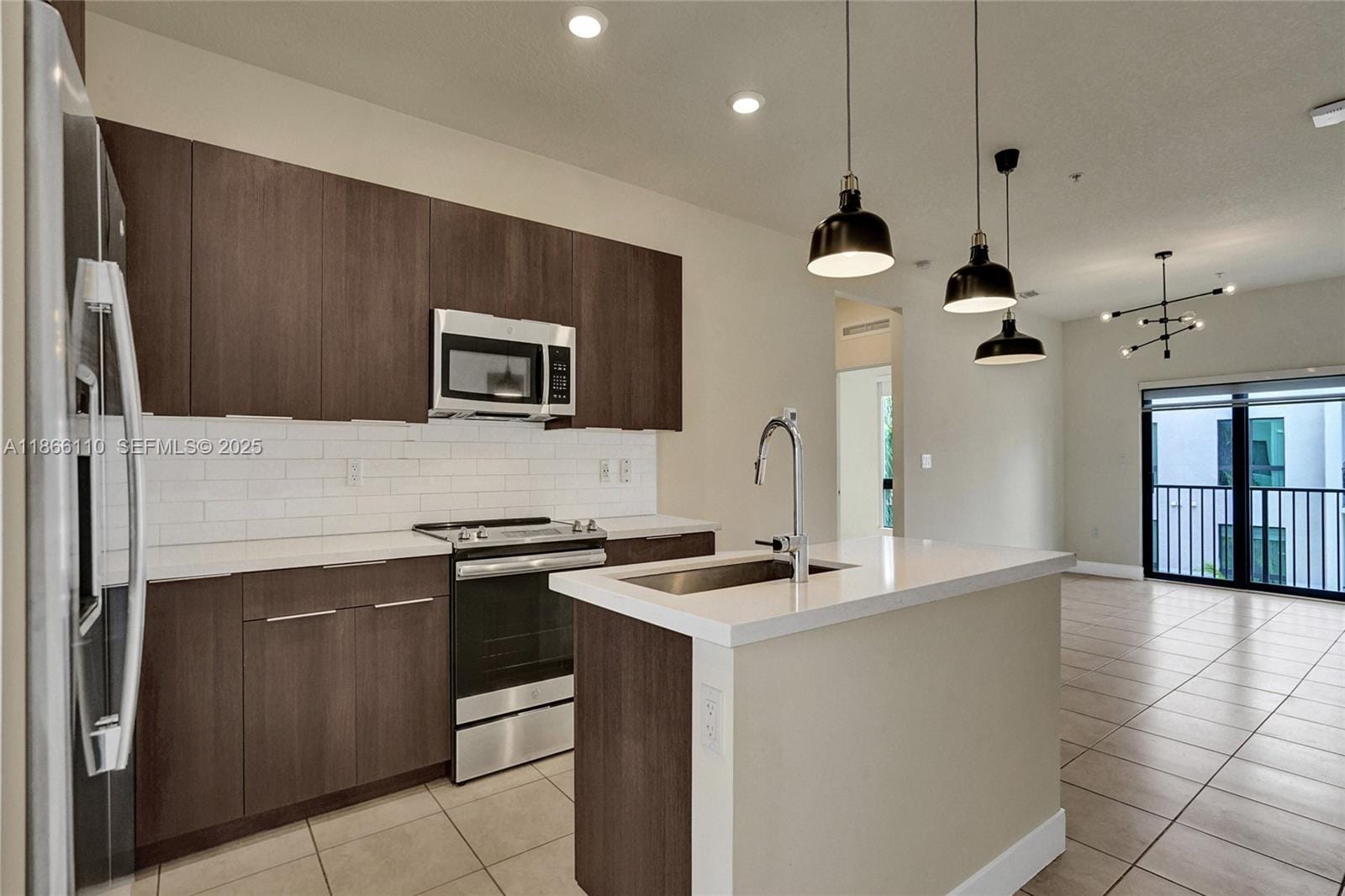 4740 NW 84th Court 42, Doral, FL 33166 photo 9