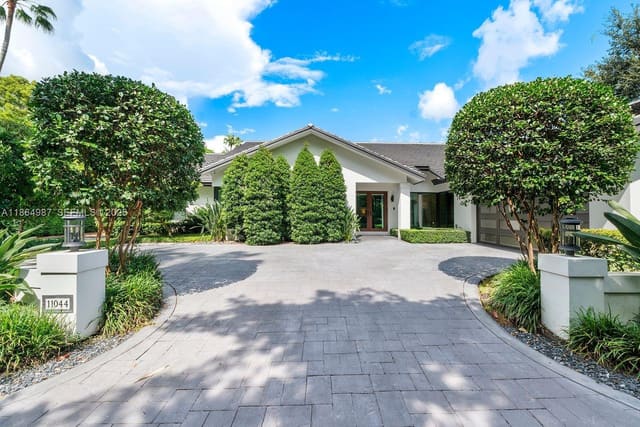 11044 SW 77th Ct Circle, sold in Arabesque, Pinecrest, FL