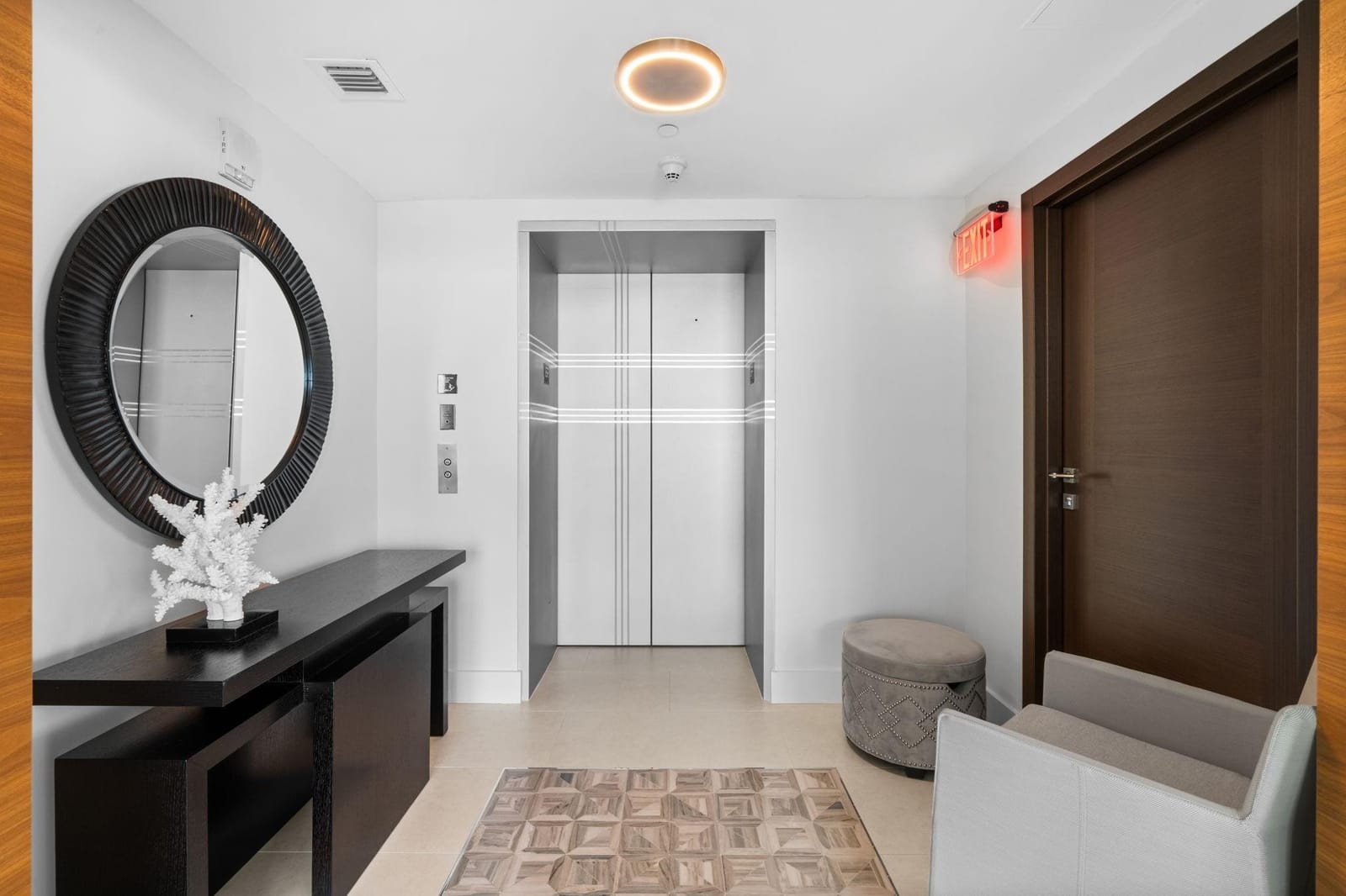 101 S Fort Lauderdale Beach Boulevard 1806 — photo 3