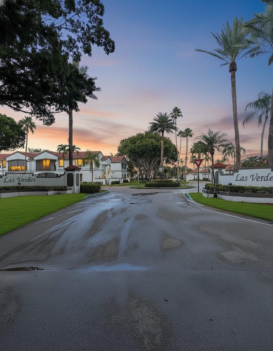 15830 SW 3rd Court 102, Pembroke Pines, FL 33027