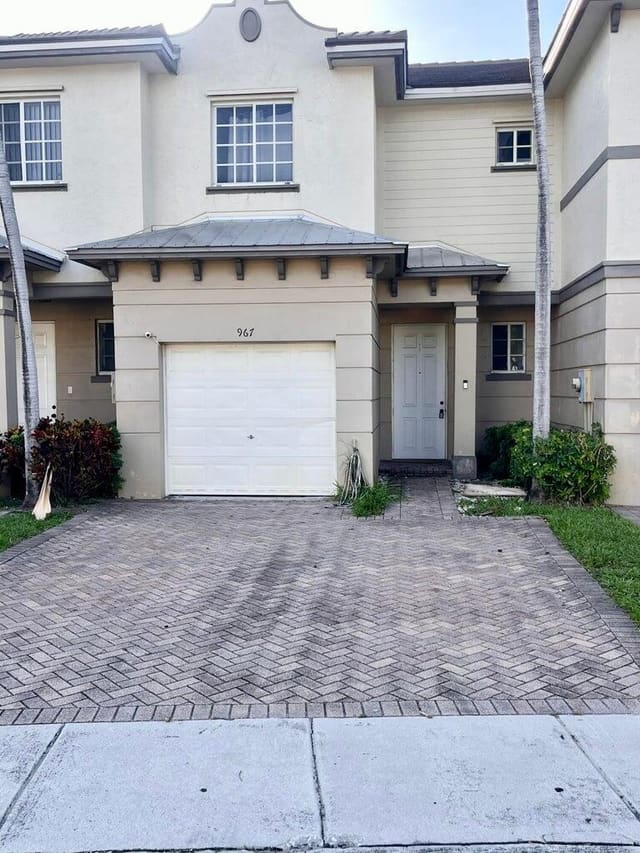 967 Tortuga Lane, sold in Marsh Harbour, Riviera Beach, FL