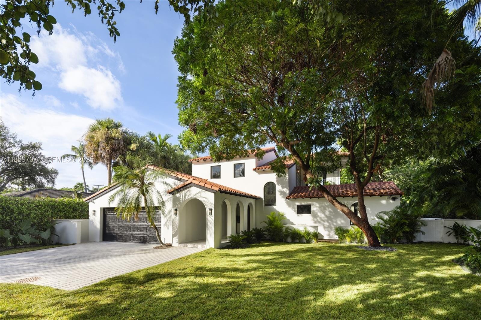 6811 Riviera Drive, Coral Gables, FL 33146